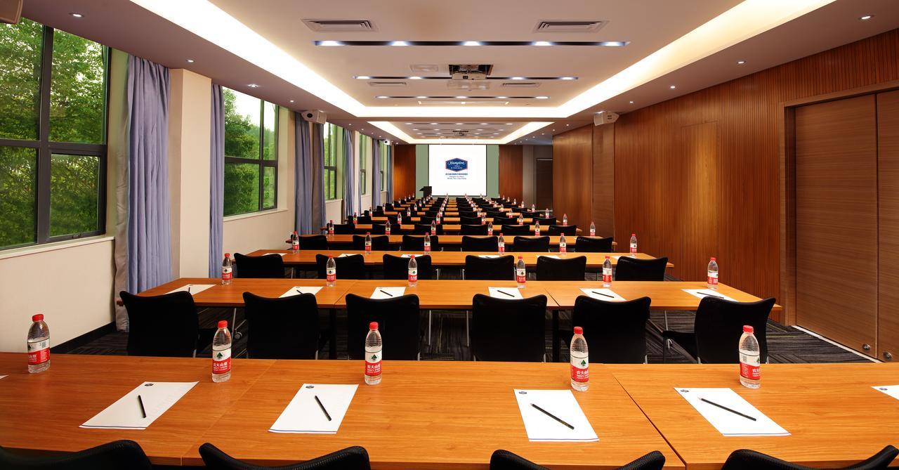 Hampton By Hilton Wuhan Tianhe Airport East Luaran gambar